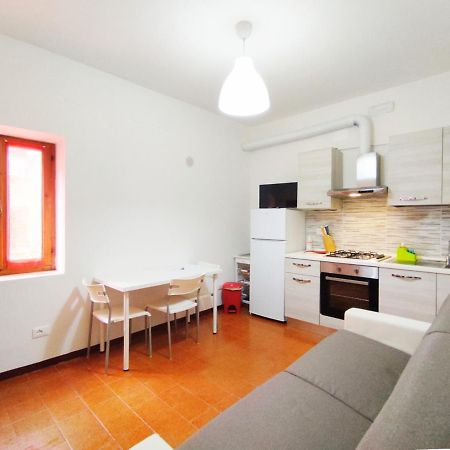 ポッジボンシAttico Casa Via Rocca Soleアパートメント エクステリア 写真